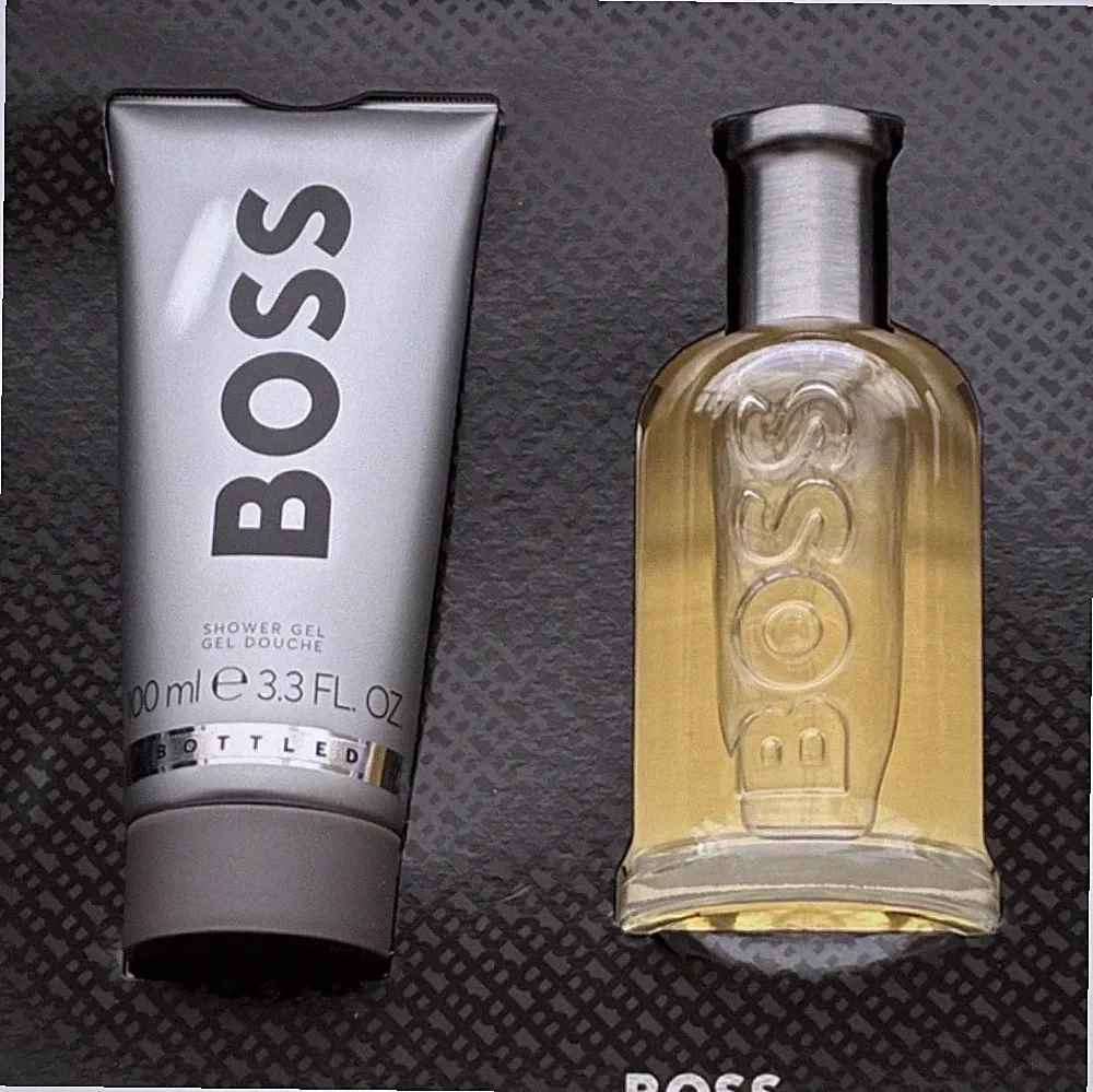 BOSS Bottled Men's Fragrance Gift Set Eau de Toilette Spray 100ml 3.3 FL. OZ